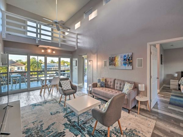 Marco Island Two Bedrooms Plus Den Pool Home Canal Views