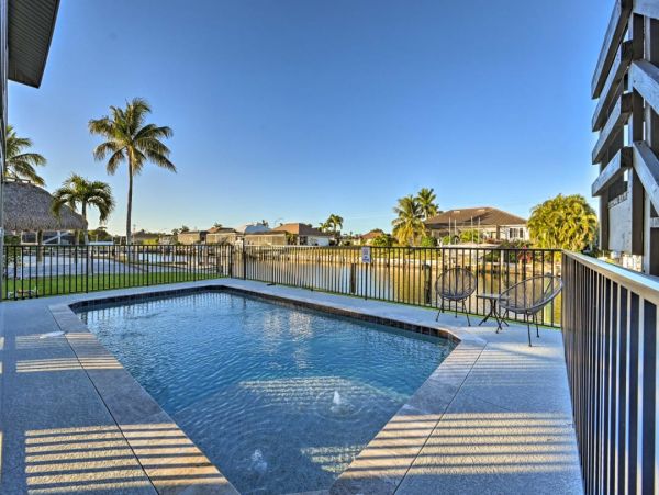 Marco Island Two Bedrooms Plus Den Pool Home Canal Views