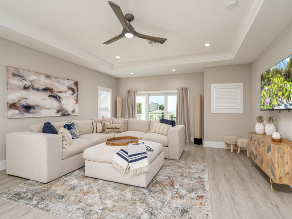 Fort Myers Beach Luxury Waterfront Home  5-Bedroom Vacation Rental with Pool & Gulf Views