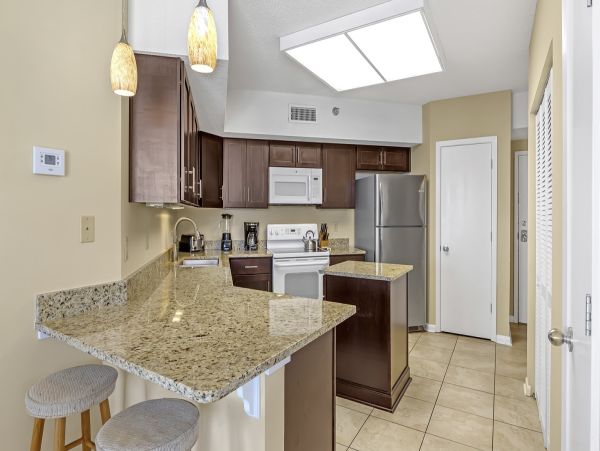 Orange Beach Stunning Gulf-front Three Bedroom Vacation Rental