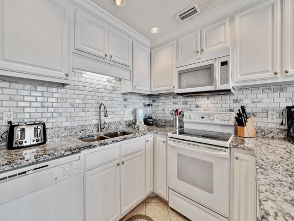 Orange Beach Three Bedroom Gulf-front Retreat