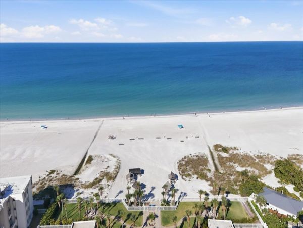 Siesta Key Gulf Front Condo – 2 Bedroom Vacation Rental