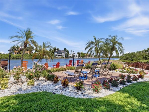 Siesta Key Gulf Front Condo – 2 Bedroom Vacation Rental