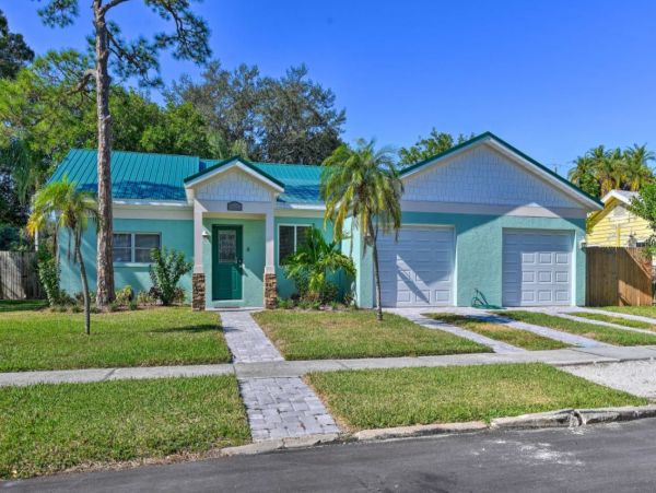 Bradenton Vacation Home With Pool 10 Guests Pet Friendly