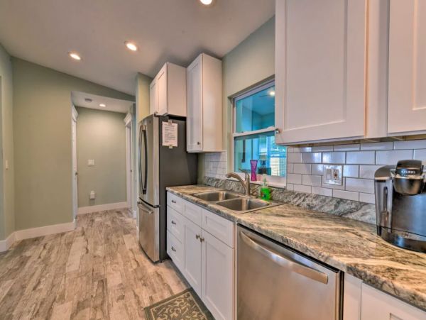 Bradenton Vacation Home With Pool 10 Guests Pet Friendly