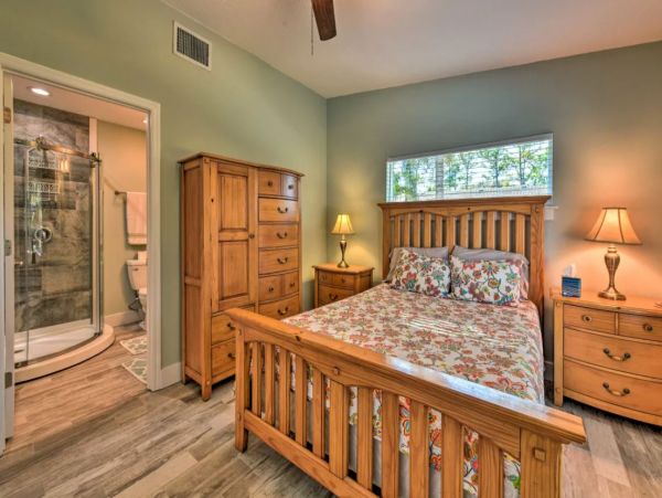 Bradenton Vacation Home With Pool 10 Guests Pet Friendly
