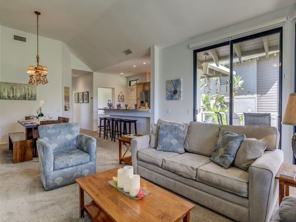 Wailea Vacation Condo Pool and Golf Course Views Sleeps 8