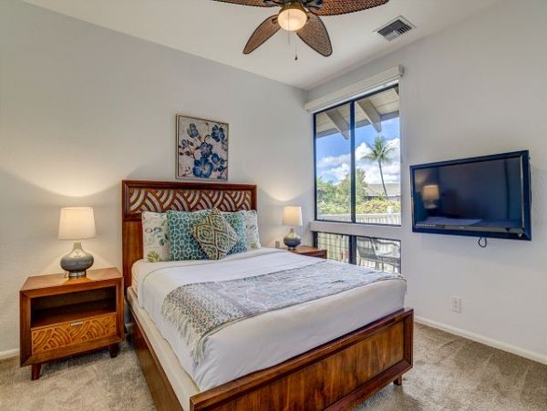 Wailea Vacation Condo Pool and Golf Course Views Sleeps 8