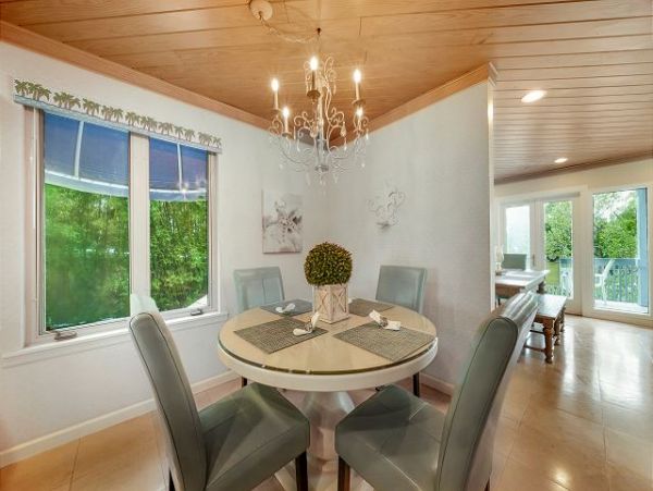 Anna Maria Bayfront Vacation Home With Pool Sleeps 6 Guests