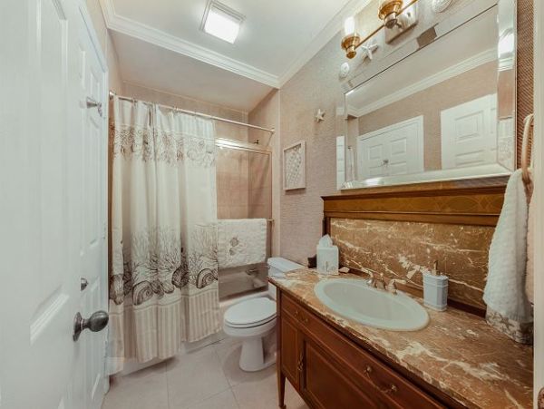 Anna Maria Bayfront Vacation Home With Pool Sleeps 6 Guests