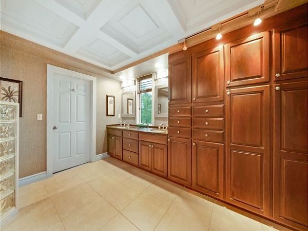 Anna Maria Bayfront Vacation Home With Pool Sleeps 6 Guests