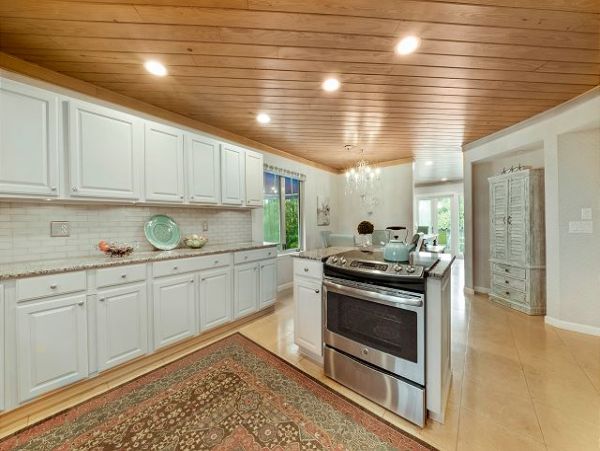 Anna Maria Bayfront Vacation Home With Pool Sleeps 6 Guests