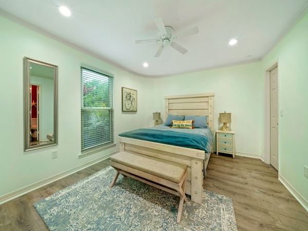Anna Maria Bayfront Vacation Home With Pool Sleeps 6 Guests