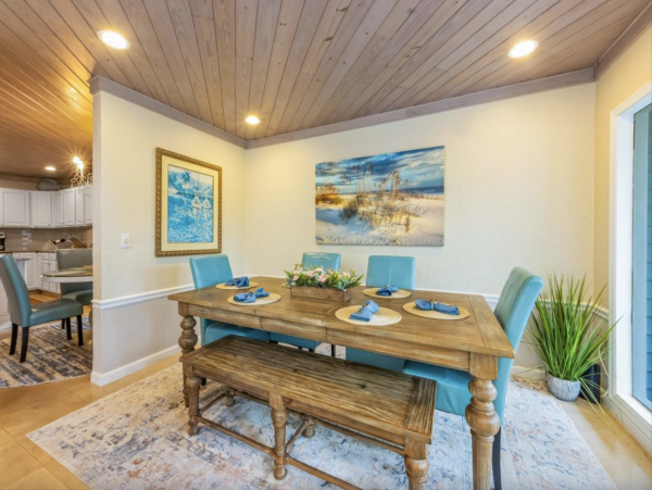 Anna Maria Bayfront Vacation Home With Pool Sleeps 6 Guests