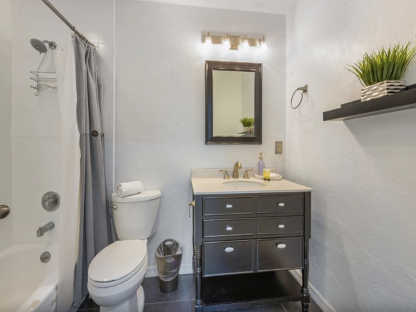 Anna Maria Bayfront Vacation Home With Pool Sleeps 6 Guests