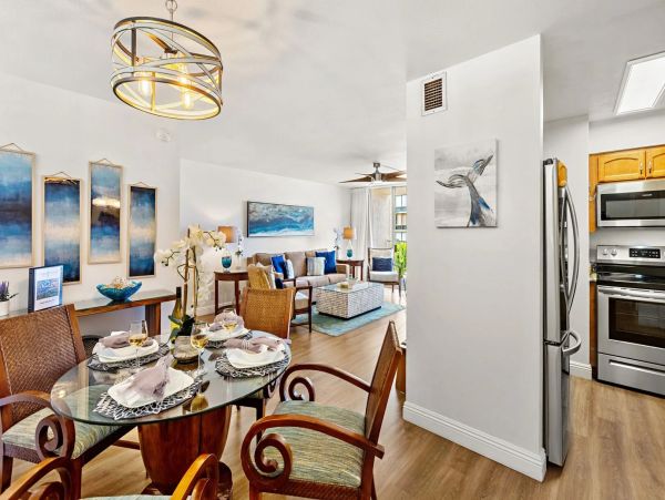 On Beach Kahana Vacation Condo One Bedroom Ocean Views