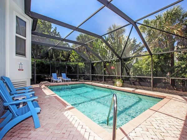 Sanibel Charming Vacation Home With Pool Sleeps 6 Guests