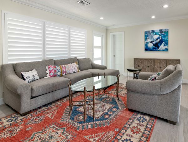 Waterfront Home in Fort Lauderdale With Private Pool & Dock