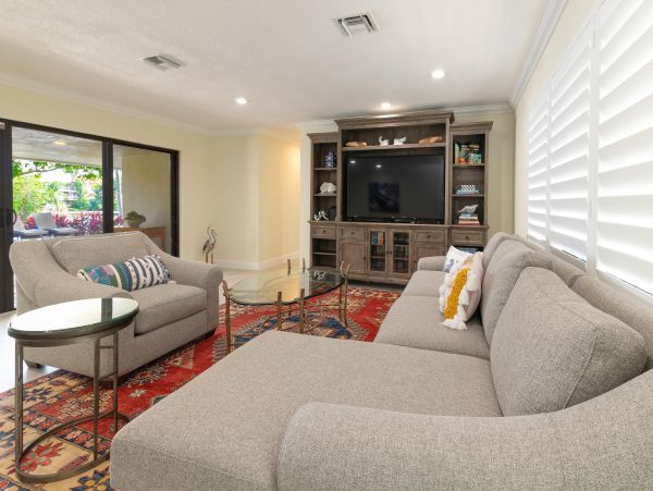 Waterfront Home in Fort Lauderdale With Private Pool & Dock