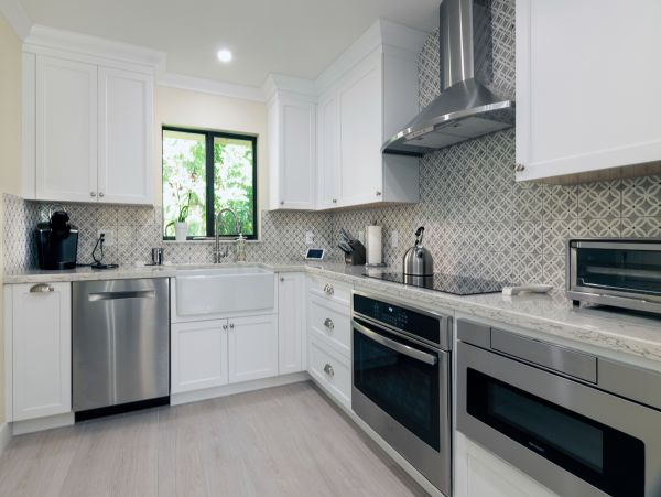 Waterfront Home in Fort Lauderdale With Private Pool & Dock