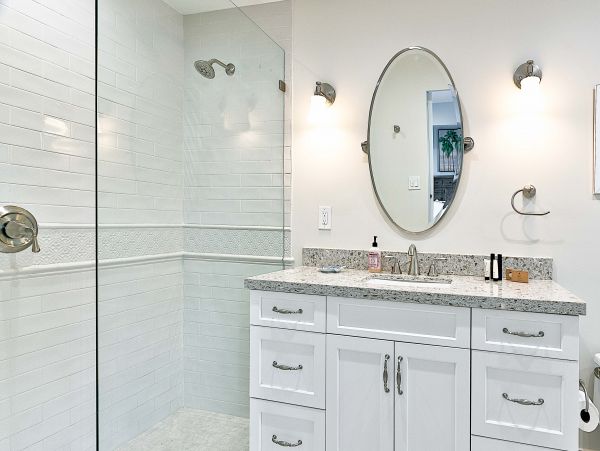Waterfront Home in Fort Lauderdale With Private Pool & Dock