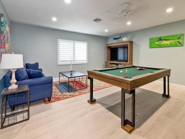 Waterfront Home in Fort Lauderdale With Private Pool & Dock