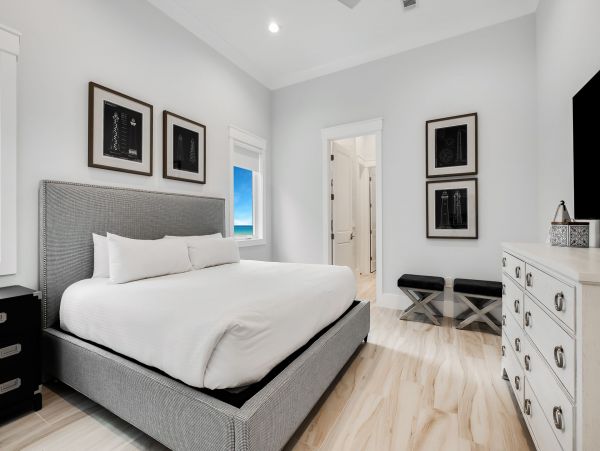On Beach Miramar Luxury Vacation Home Private Pool Sleeps 32