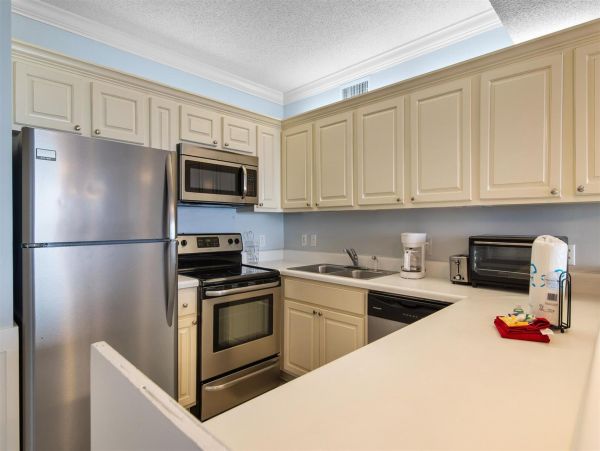 Gulf-Front Vacation Condo 3 Bedroom & Ocean Views
