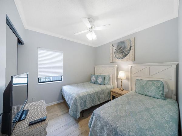 Gulf-Front Vacation Condo 3 Bedroom & Ocean Views