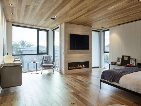 Venice Beach Luxury Vacation Home with Private Pool Sleeps 6
