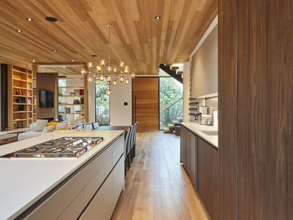 Venice Beach Luxury Vacation Home with Private Pool Sleeps 6