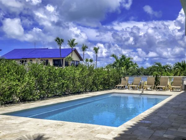 Full Ocean Views Marathon Vacation Home 5 Bedrooms Sleeps 12