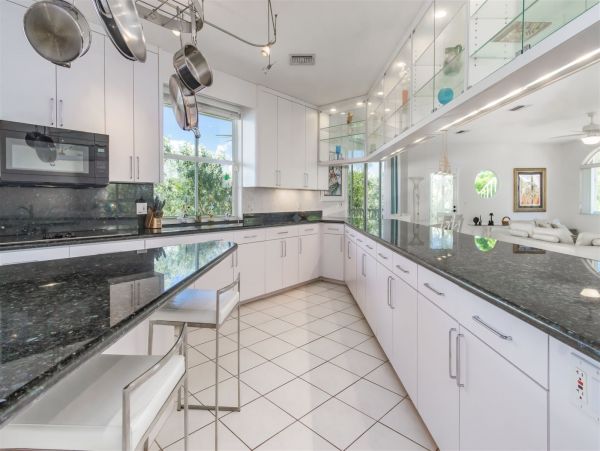 Full Ocean Views Marathon Vacation Home 5 Bedrooms Sleeps 12