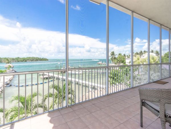 Full Ocean Views Marathon Vacation Home 5 Bedrooms Sleeps 12