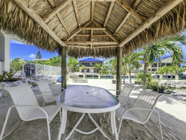 Full Ocean Views Marathon Vacation Home 5 Bedrooms Sleeps 12