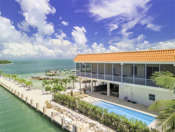 Full Ocean Views Marathon Vacation Home 5 Bedrooms Sleeps 12