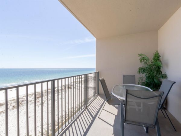 Beautiful Alabama Vacation Rental Condo Located on Beach