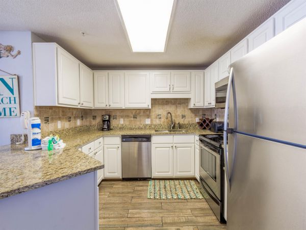 Beautiful Alabama Vacation Rental Condo Located on Beach