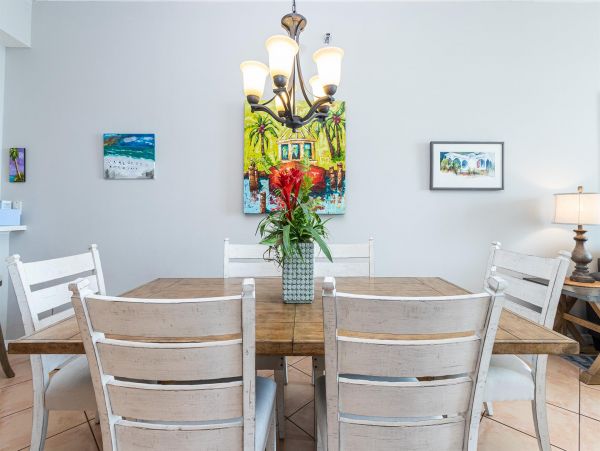 2 Bedroom 2 Bathroom Gulf front Condo with Balcony