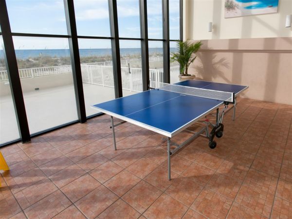 2 Bedroom 2 Bathroom Gulf front Condo with Balcony