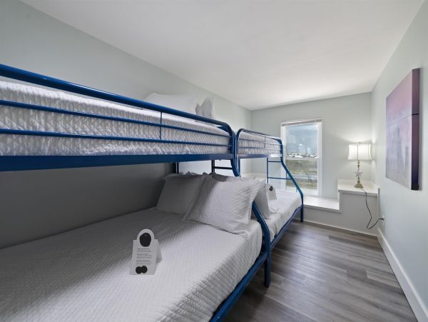 Gulf Shores Vacation Duplex Eight Bedroom Across From Beach