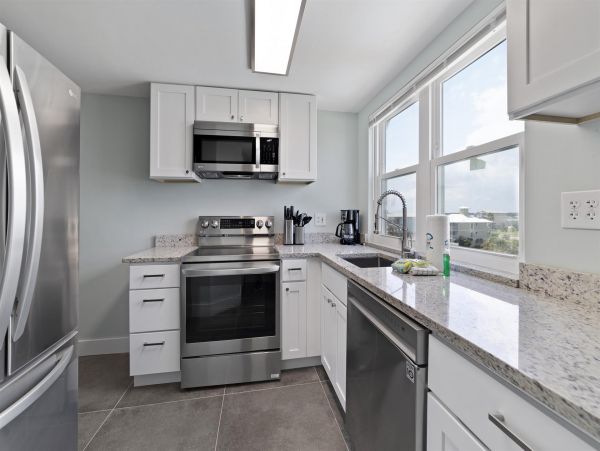 Gulf Shores Vacation Duplex Eight Bedroom Across From Beach
