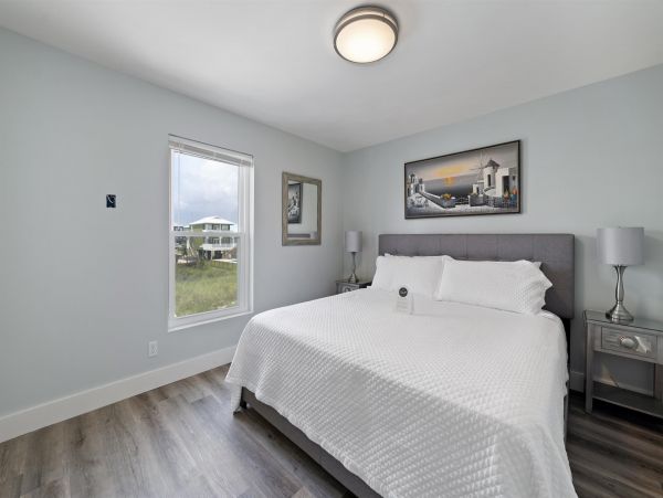 Gulf Shores Vacation Duplex Eight Bedroom Across From Beach