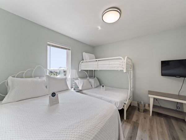 Gulf Shores Vacation Duplex Eight Bedroom Across From Beach