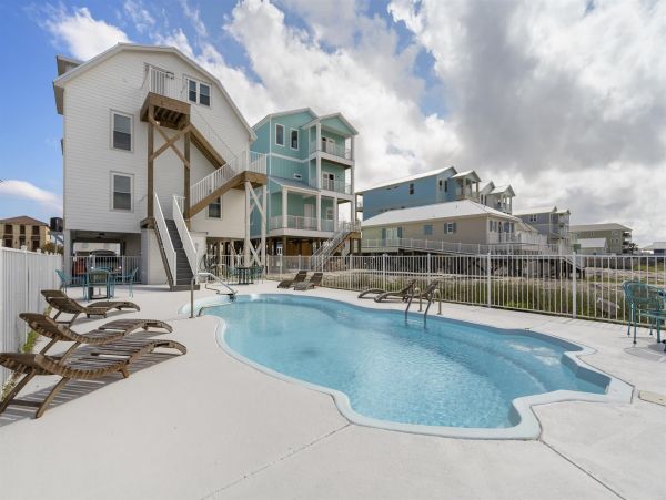 Gulf Shores Vacation Duplex Eight Bedroom Across From Beach