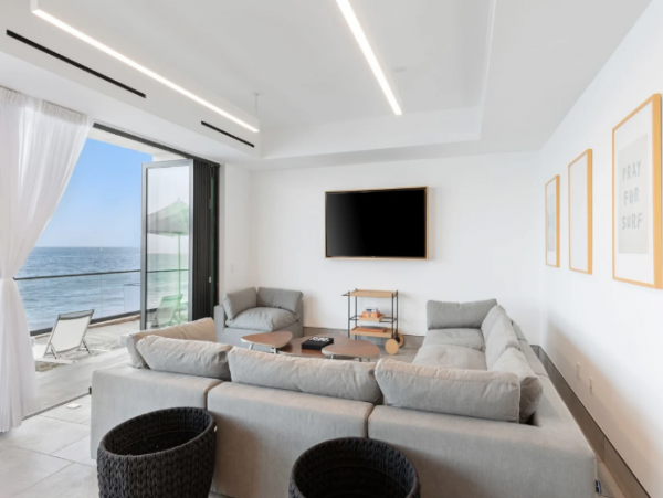 Malibu Luxury Vacation Beach Home Billionaire Beach