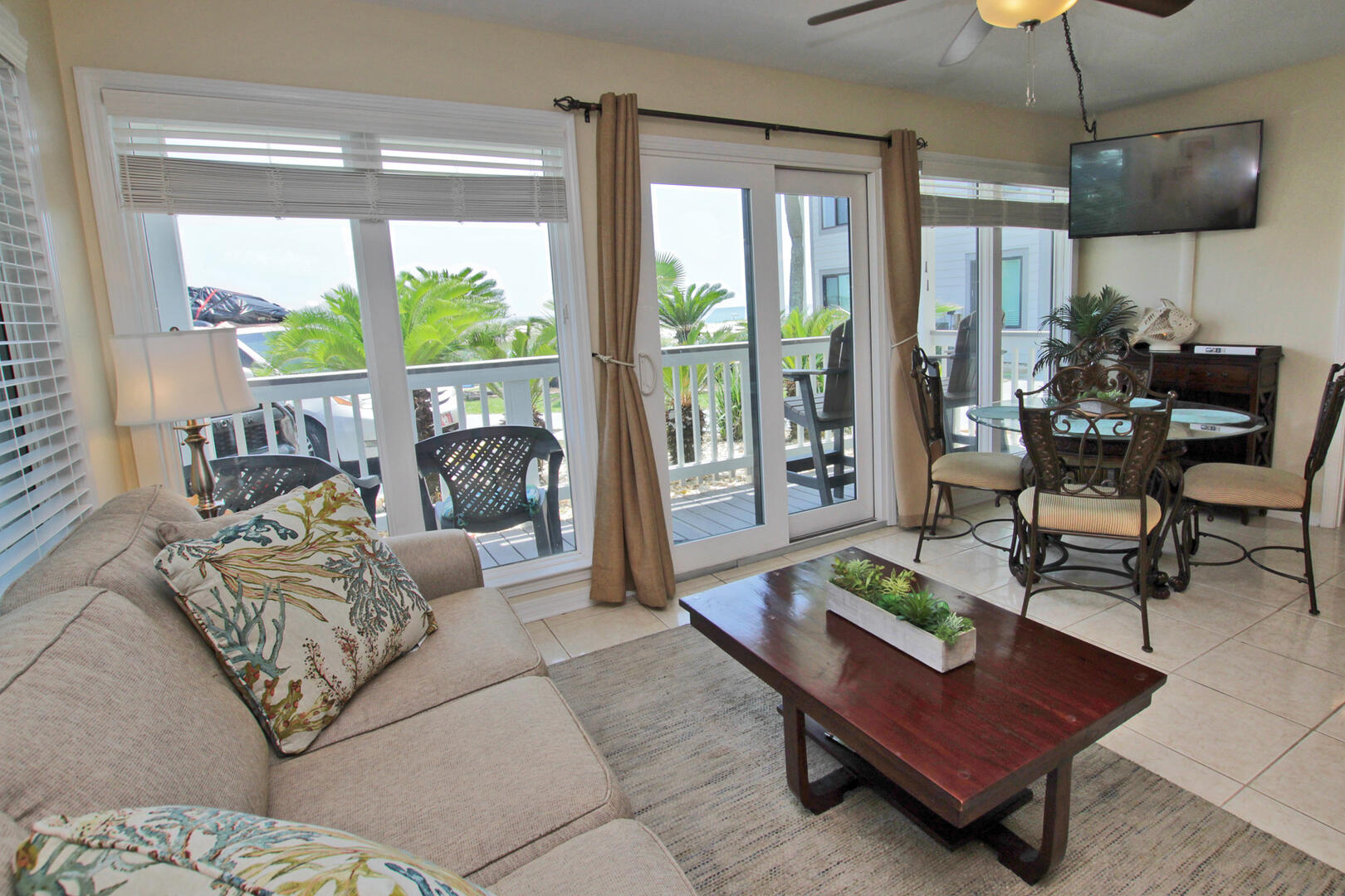 Alabama Beach Areas Condo 992596