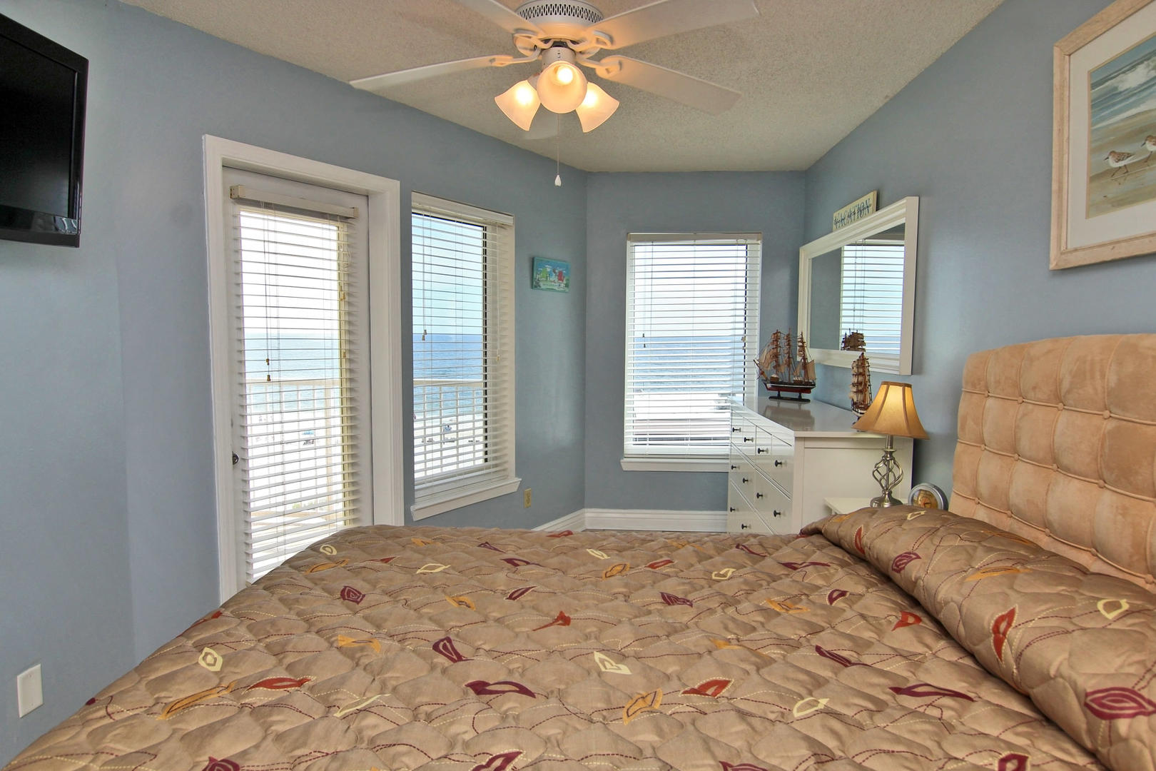 Alabama Beach Areas Condo 992597