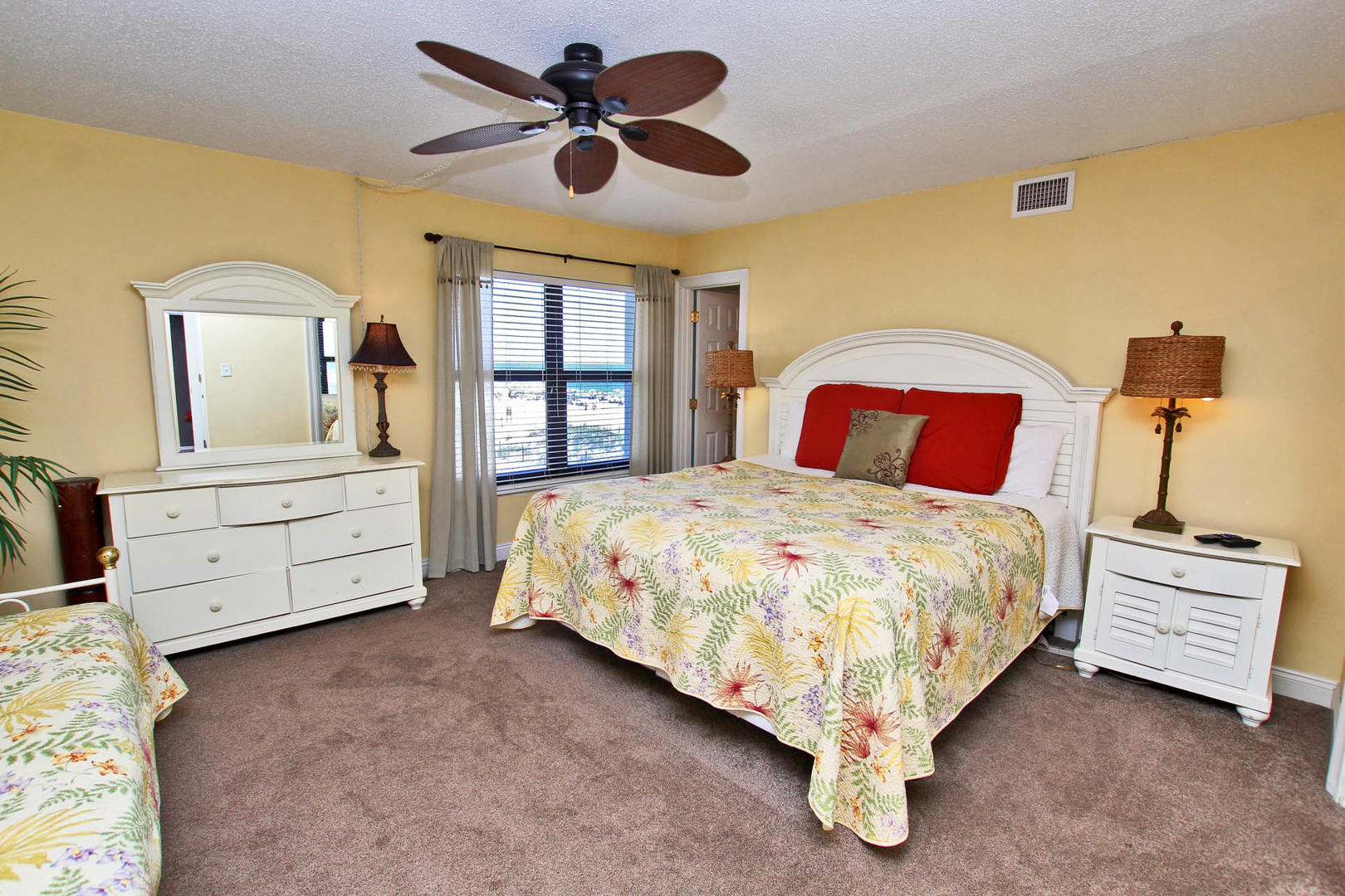 Alabama Beach Areas Condo 992628