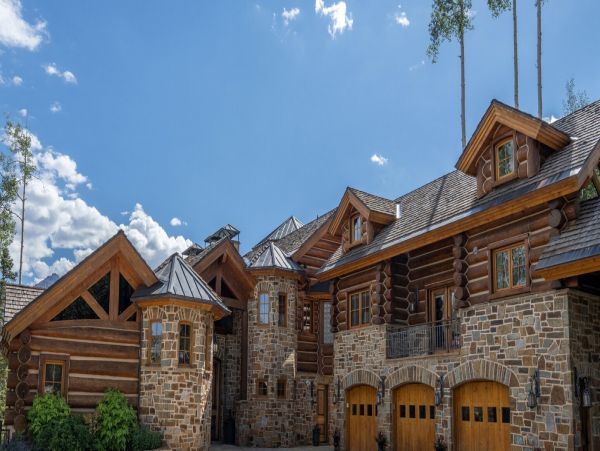 Mountain Village Luxury Vacation Home Ski In/Out 16 Guests